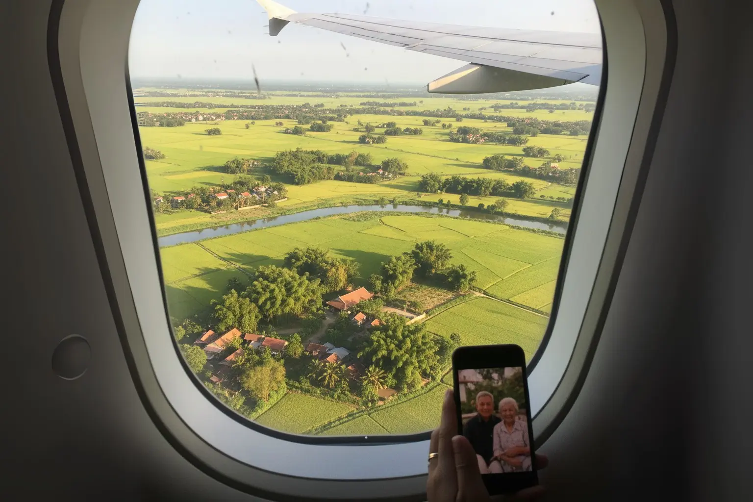 Tôi đặt vé quay trở lại Sài Gòn vào ngày mùng 6 Tết